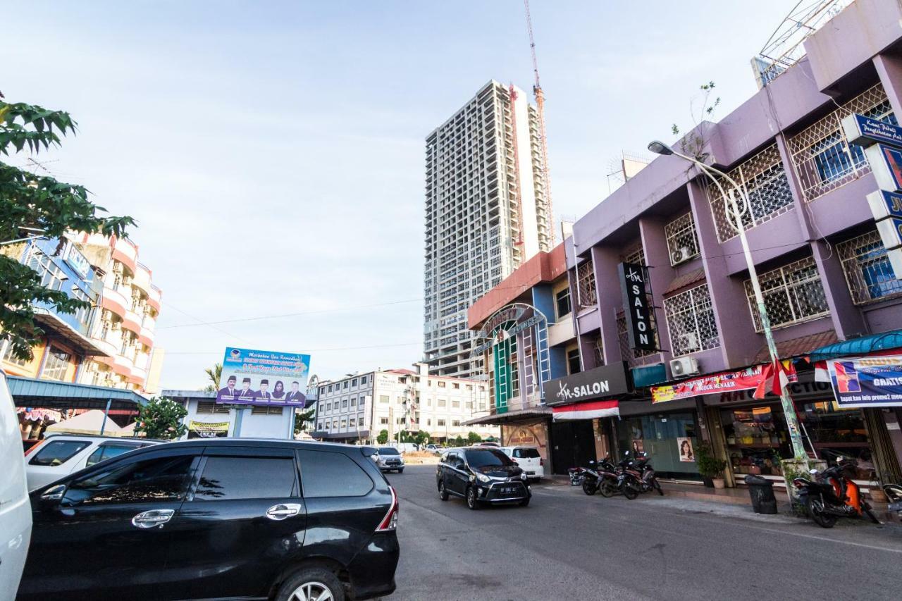 Lovina Inn - Nagoya Batam Екстериор снимка