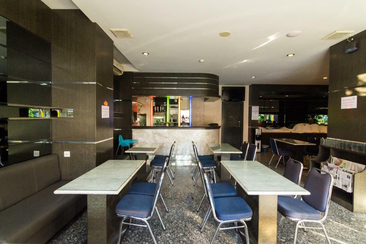Lovina Inn - Nagoya Batam Екстериор снимка