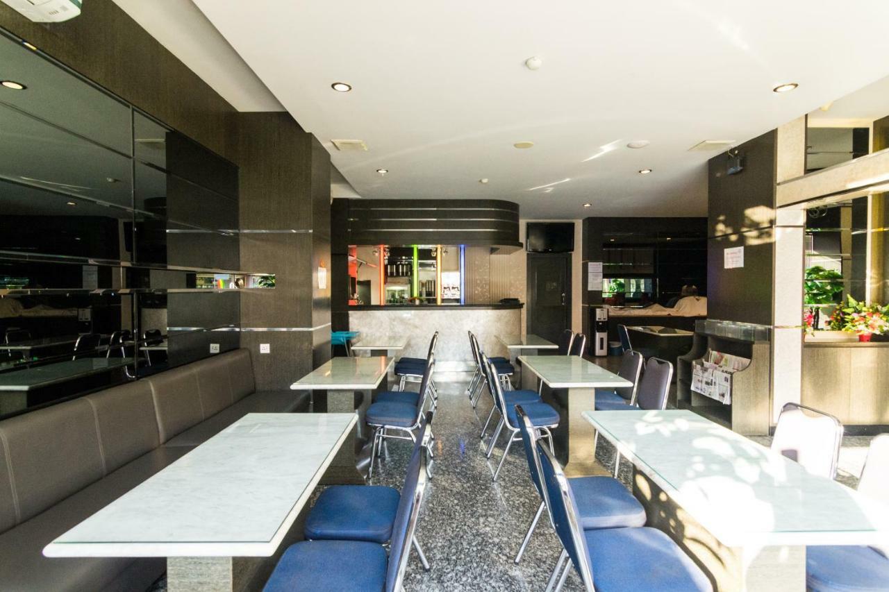 Lovina Inn - Nagoya Batam Екстериор снимка